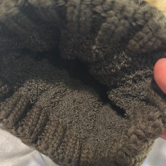 Ladies CC lined sweater knit toboggan with faux fur pompom - Picture 2 of 4